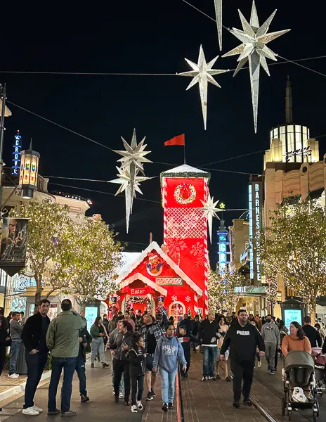 10 Reasons Not to Miss Christmas at The Grove LA